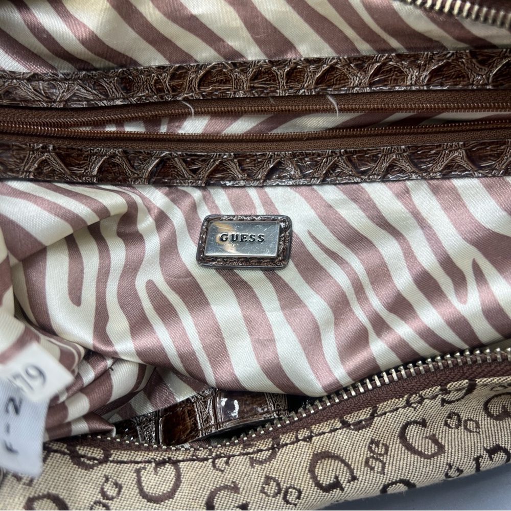 Vintage Guess  Beige & Brown Logo Hobo with Croc-Embossed Trim - Picture 8 of 16